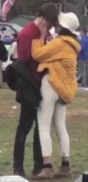 吃瓜群众能接吻吗,揭秘接吻的奥秘与禁忌