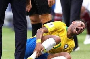 内马尔吃瓜群众,揭秘足球巨星背后的生活点滴